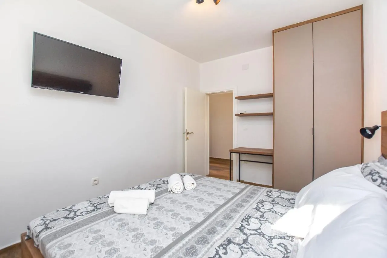 Apartment Sterna